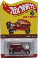 V0480 - '32 Ford Vicky