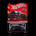 HWF06 - RLC Exclusive 1992 GMC Typhoon